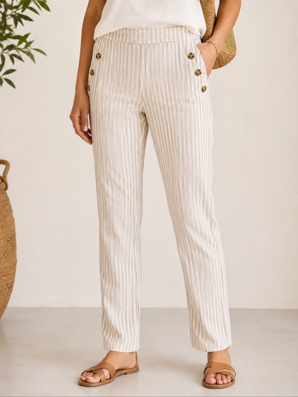 🤍🌿 Linda Matthews Beige White Striped Pull-On Pants Button Detail Linen Blend